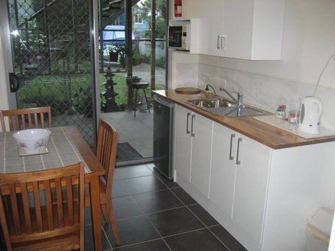 Sue's Place - Accommodation Sunshine Coast 4