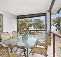Fishing and Swimming at your doorstep - Sylvan Beach Esp Bellara - Accommodation Sunshine Coast