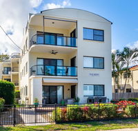 Waterfront views from private rooftop balcony - Bayview South Esp Bongaree - Accommodation Sunshine Coast