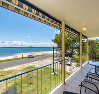 Water Views - Top Floor -Clearview Apartments South Esp Bongaree - Accommodation Sunshine Coast