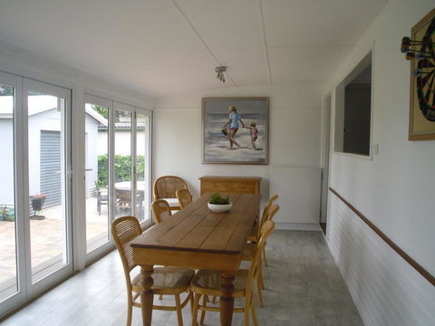 Hampton Cottage- Delightful Cottage Bring Your Dog! - Accommodation Sunshine Coast 9
