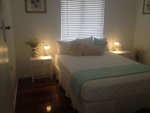 Hampton Cottage- Delightful Cottage Bring Your Dog! - Accommodation Sunshine Coast 6