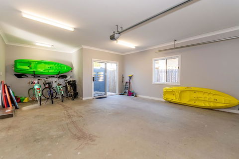 Fabulous Family Destination In Paradise Parade, Bongaree - Accommodation Sunshine Coast 4
