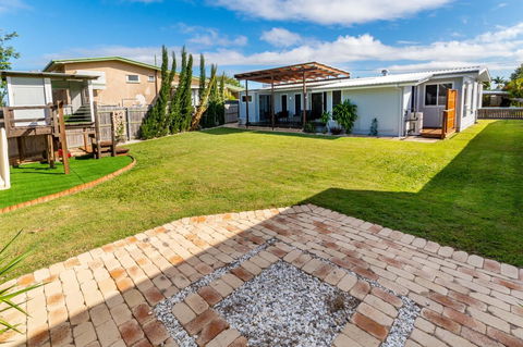 Fabulous Family Destination In Paradise Parade, Bongaree - Accommodation Sunshine Coast 18