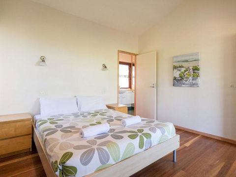 Laguna House - Accommodation Sunshine Coast 3