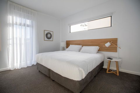 Island Quarters - Accommodation Sunshine Coast 9