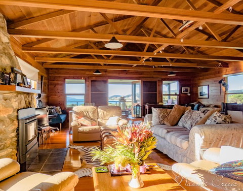 Palana Beach House - Accommodation Sunshine Coast 0