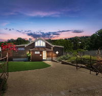 'The Coach House' At Lochiel - Accommodation Sunshine Coast