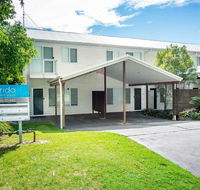 1 'Florida' 5 Lillian Street - 2 min walk to beach shops  restaurants - Accommodation Sunshine Coast