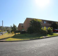 1/2 Brunswick Avenue - Accommodation Sunshine Coast