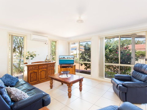 1/4 Huntly Close - Accommodation Sunshine Coast 2