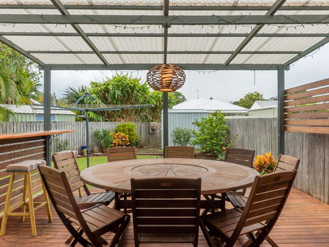 10 Bellgrove Street - Sawtell, NSW - Accommodation Sunshine Coast 1