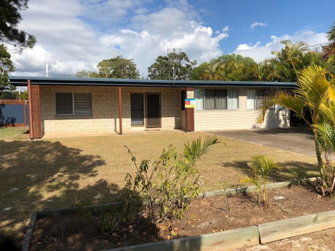 10 Cypress Avenue - Rainbow Beach, Fantastic Beach Location - Accommodation Sunshine Coast 0