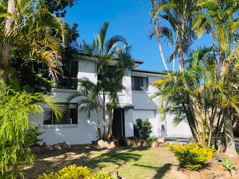 12 Cooloola Drive - Family Home, Close To Beach, Pet Friendly - Accommodation Sunshine Coast 3