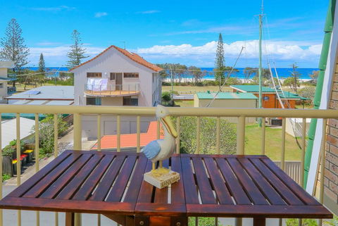 12 Kingsway Ocean View - Accommodation Sunshine Coast 0