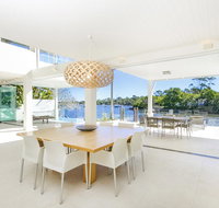 12 Noosa Parade - Accommodation Sunshine Coast
