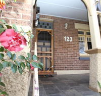 123 Hill St Heart of Orange Double Brick - Accommodation Sunshine Coast