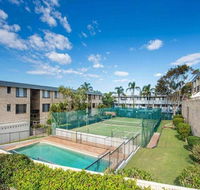 14 'THE DUNES' 38 MARINE DR - LARGE UNIT WITH POOL TENNIS COURT AND DIRECTLY ACROSS FROM FINGAL - Accommodation Sunshine Coast