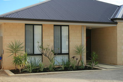 14Rosapark House - Accommodation Sunshine Coast 1