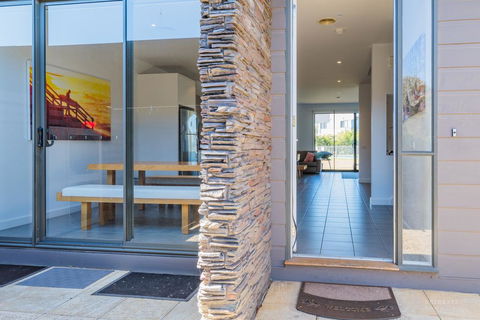 19 Coast Drive - Accommodation Sunshine Coast 3
