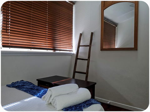 19 Grimshaw - Accommodation Sunshine Coast 1