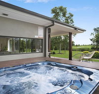 1OAK - Accommodation Sunshine Coast