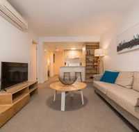 2 Bedroom Apartment Seconds From Valley - Accommodation Sunshine Coast