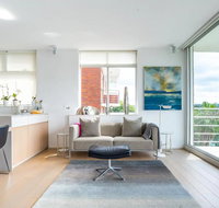 2 Bedroom Apartment with Bay View - Accommodation Sunshine Coast