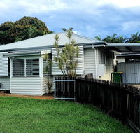 2 bedroom cottage - Accommodation Sunshine Coast