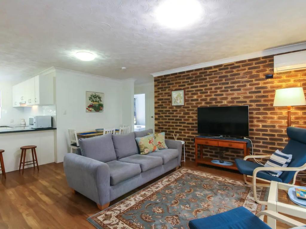 St Lucia QLD Accommodation Sunshine Coast