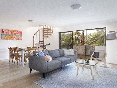 20 Booneroo - Walk To The Beach - Accommodation Sunshine Coast 0