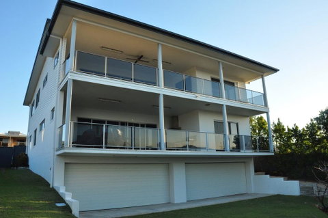 21 Tingira Close - Family Home In A Quiet Street Enjoying Ocean Views - Accommodation Sunshine Coast 1
