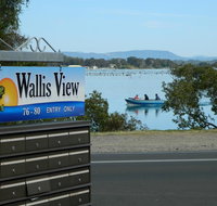 26 Wallis View - Opposite the Lake - 3 Bedroom Apartment - Sleeps 8 - Accommodation Sunshine Coast