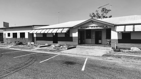 Carmila Hotel - Accommodation Sunshine Coast 3