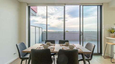 Central Canterbury Charm Sky View Free Parking - Accommodation Sunshine Coast 4