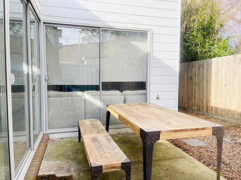 D119 Silver Birch Family Stay - Accommodation Sunshine Coast 1