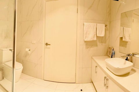 D121 Fabulous Marsh Stay - Accommodation Sunshine Coast 2