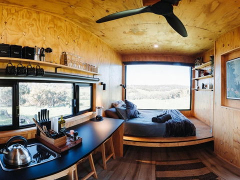 Daisy The Tiny Cabin In Toodyay - Accommodation Sunshine Coast 2