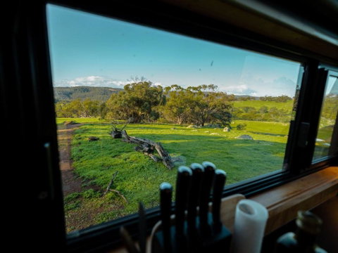 Daisy The Tiny Cabin In Toodyay - Accommodation Sunshine Coast 4