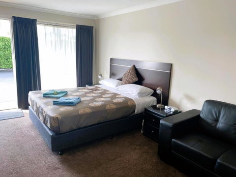 Dalvue Motel - Accommodation Sunshine Coast 0