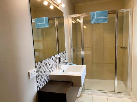 Dalvue Motel - Accommodation Sunshine Coast 2