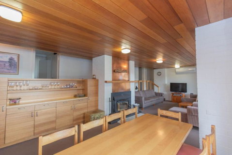 Dauphine 3 23 Townsend Street - Accommodation Sunshine Coast 3