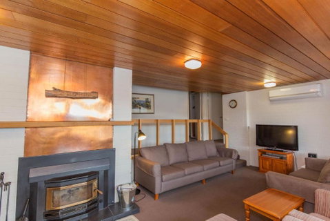 Dauphine 3 23 Townsend Street - Accommodation Sunshine Coast 4
