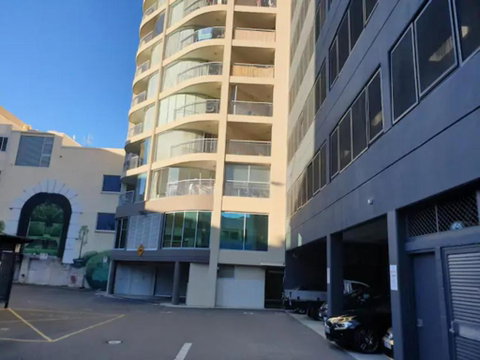 Dana-Spacious Private Room In Shared 2-Bedroom Apartment-2 - Accommodation Sunshine Coast 4