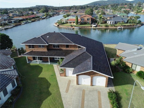27 Friendship Key - Accommodation Sunshine Coast 0