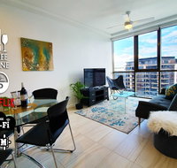 2BR Food  Drink Hub  Gym Pool Views Roof Terrace - Accommodation Sunshine Coast