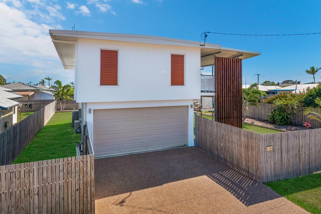 Garbutt QLD Accommodation Sunshine Coast