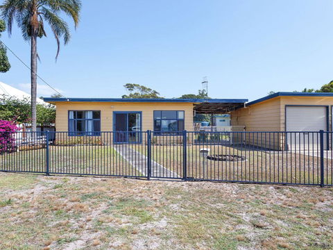 3 Curlew Avenue - Accommodation Sunshine Coast 2