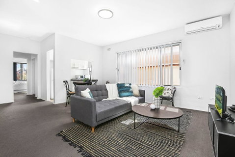 3 South Pacific Apartments - Accommodation Sunshine Coast 0