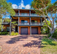 41 Carlo Circle - Rainbow Beach Huge Beach House With Room for Everyone - Accommodation Sunshine Coast